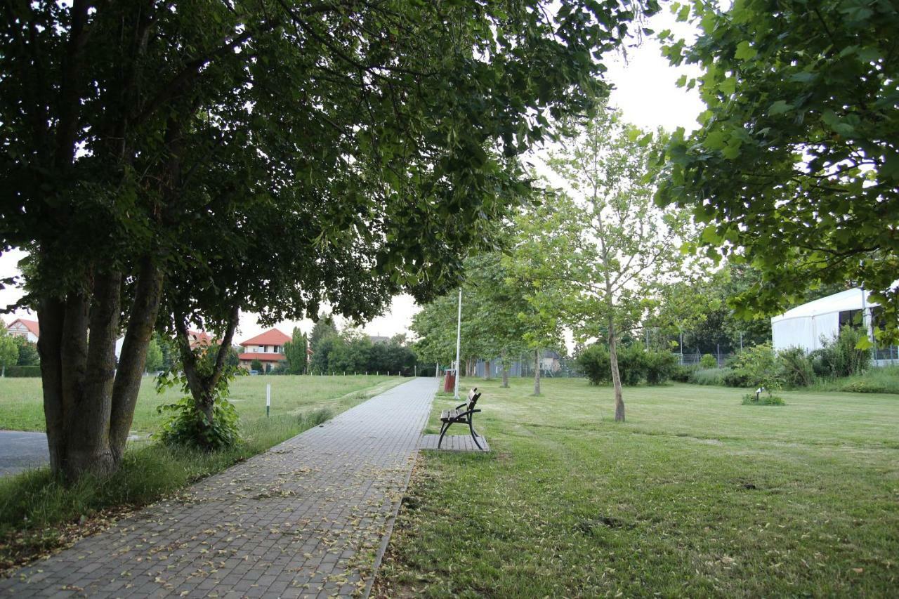Apartment With Swing Hévíz Eksteriør billede